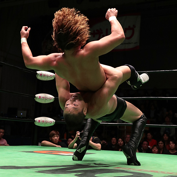中嶋完全粉砕 ZERO1耕平が強さ際立つ開幕連勝