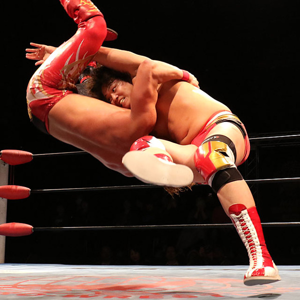 三冠初挑戦へ野村が王者・宮原を初フォール! 爆弾・北斗ボムも爆発