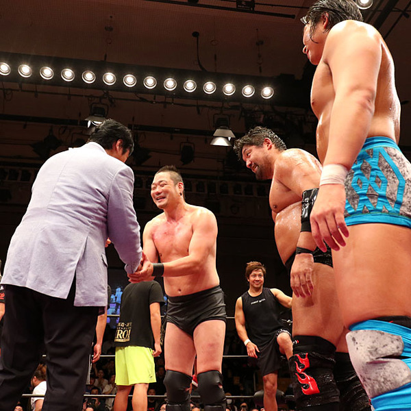 “ヒザ蹴りvsチョップ"で壮絶打撃戦 耕平が滝澤狩りで蹴撃軍勝利