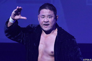 海外では目張りを入れたヒール姿も!松田聖子より有名な日本人!惜敗も、高まるリスペクト!海外での永田裕志を探る!